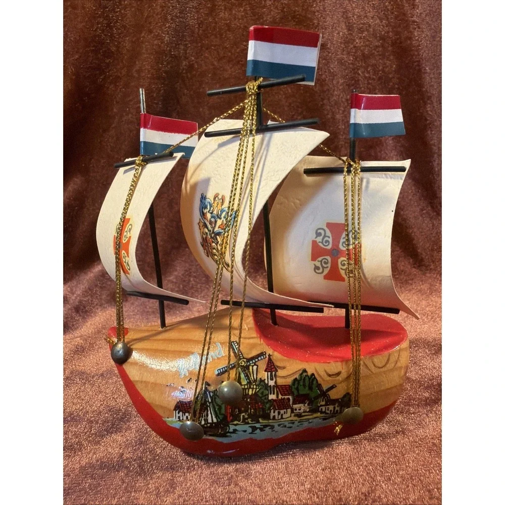 Miniature Boat Wooden Shoe Carved Clog Dutch Painted‎ Gift Home Decor Collection